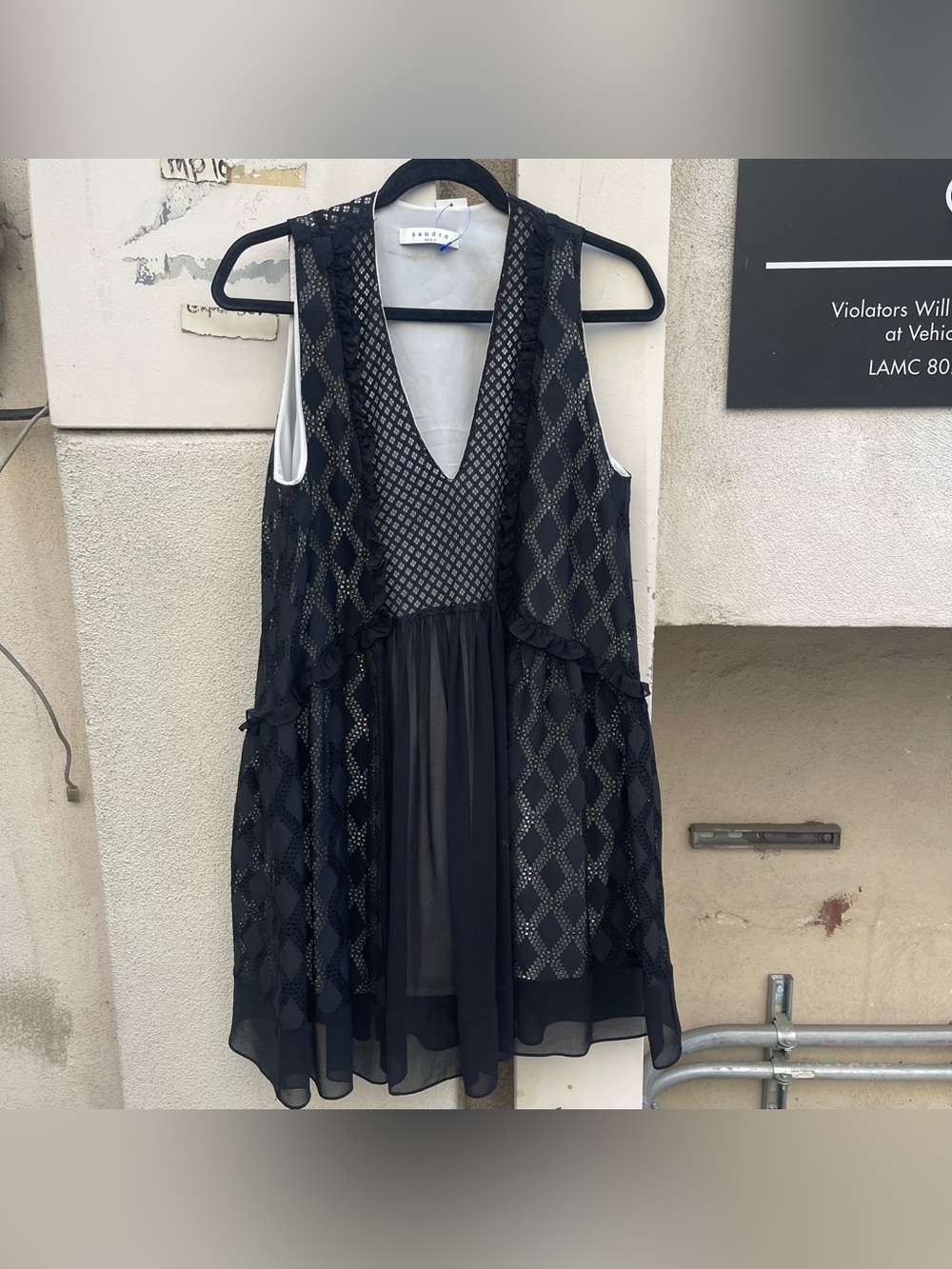 Sandro Paris Sz 1 // US S // 36 Babydoll Shift Dress with Diamond Cutouts EUC